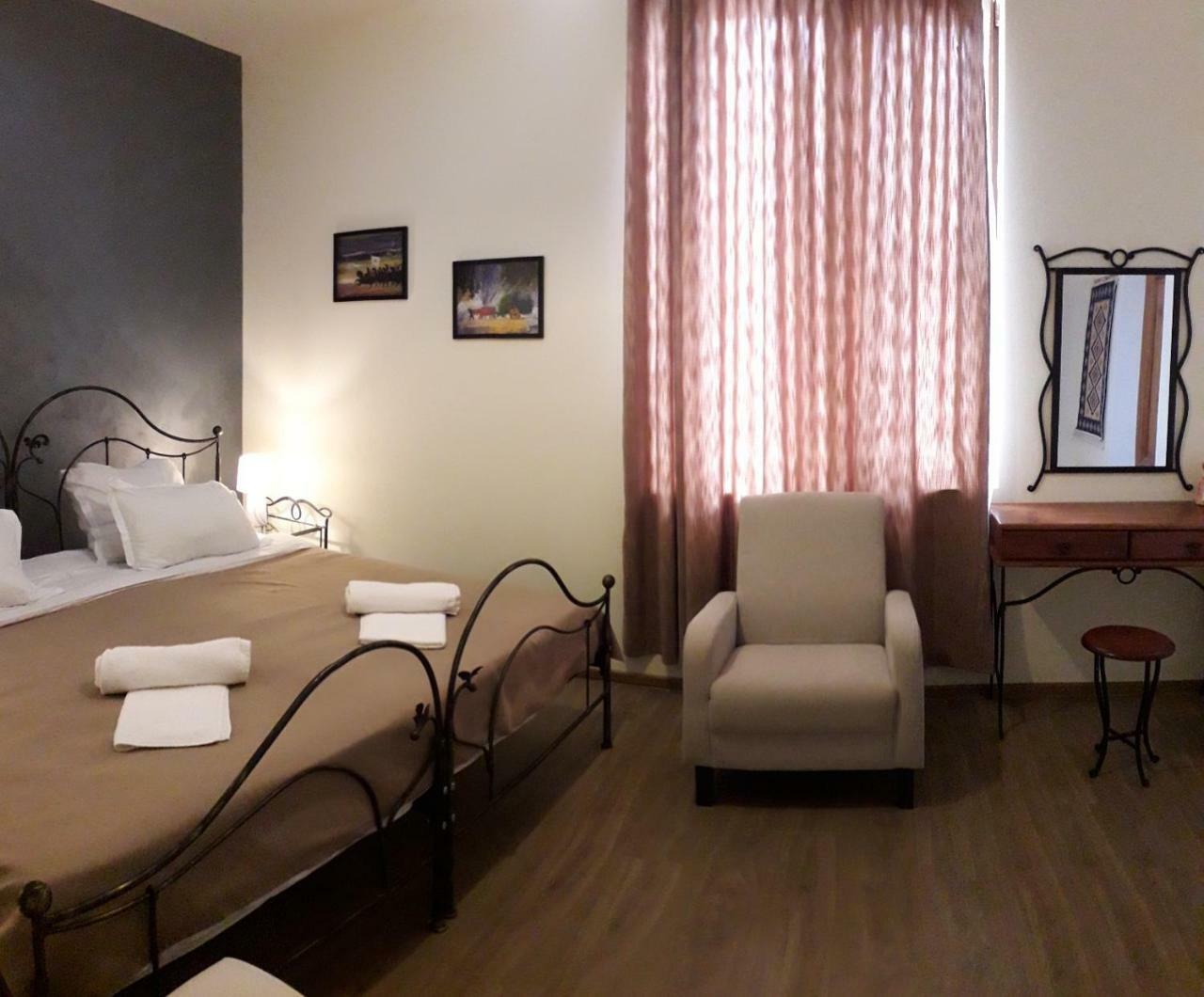Omsi House Hotel Telavi Luaran gambar