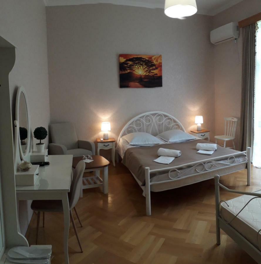 Omsi House Hotel Telavi Luaran gambar